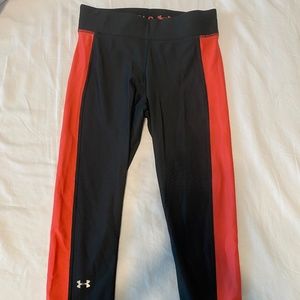 Under Armour Cropped Leggings Size M